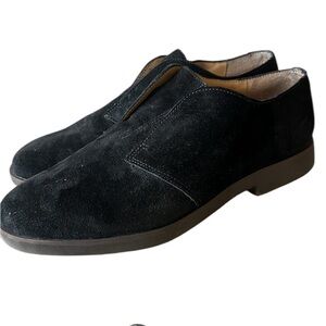 Franco Sardo ladies suede slip on loafer NWOT size 8, excellent condition